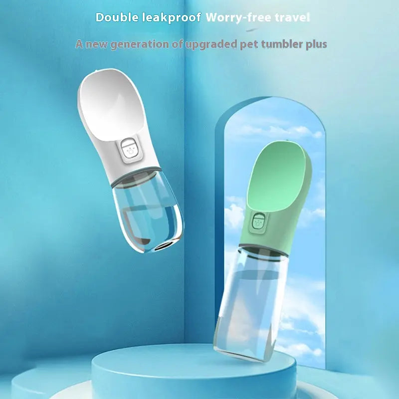 Portable Pet Water Bottle for Dogs and Cats - Travel-Friendly Outdoor Drinking Fountain