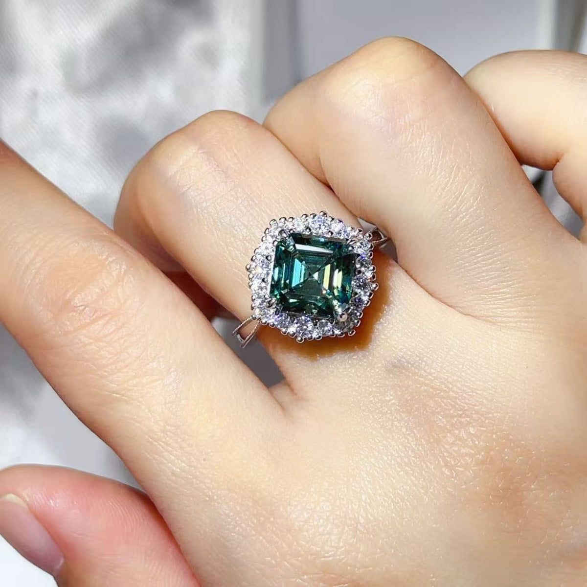 4c3a327e-8f91-4e29-9cd0-e370b1846bf3-Max