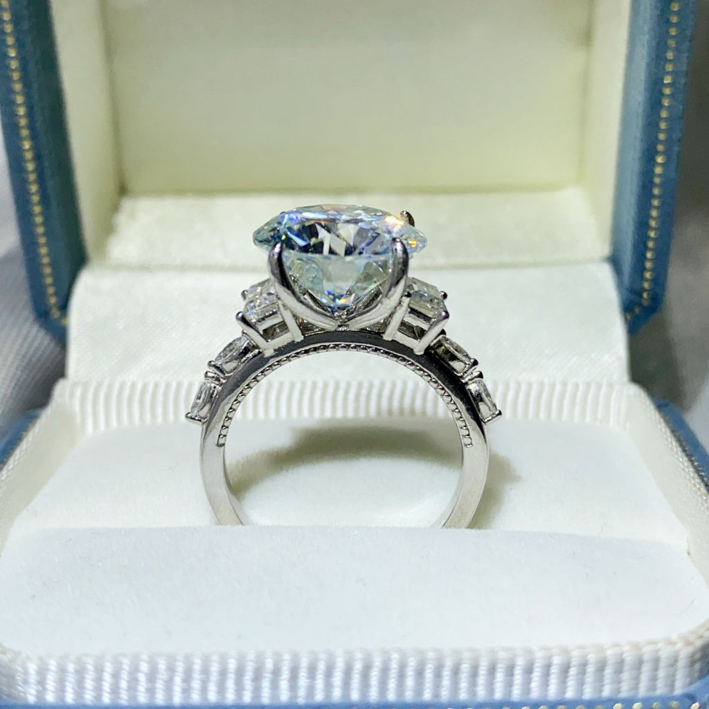 89c15da5-d86d-4a2b-a56e-ce5abb8b0f19-Max