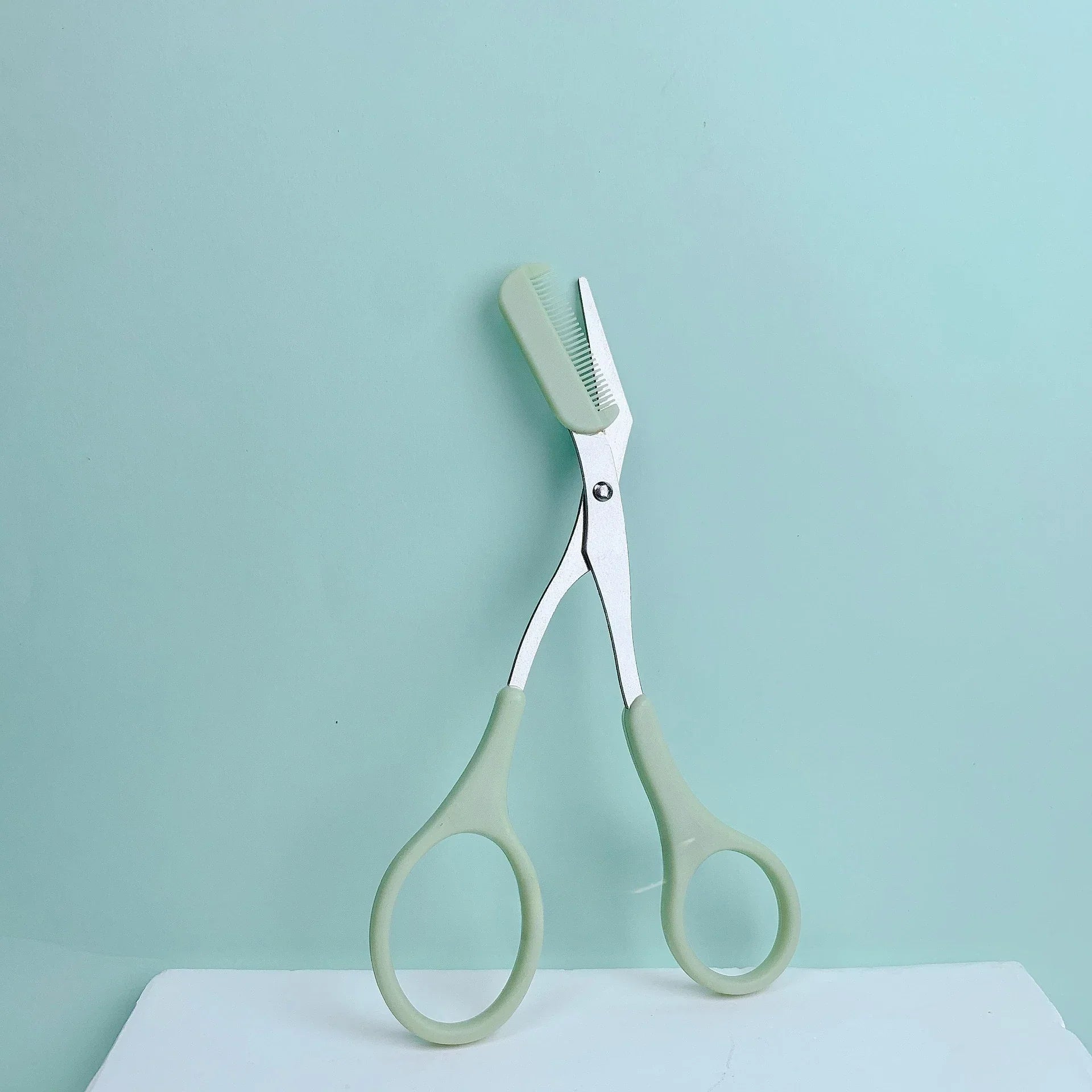 Eyebrow Trimming Scissors with Comb | Precision Brow Grooming Tool
