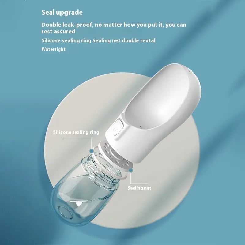 Portable Pet Water Bottle for Dogs and Cats - Travel-Friendly Outdoor Drinking Fountain
