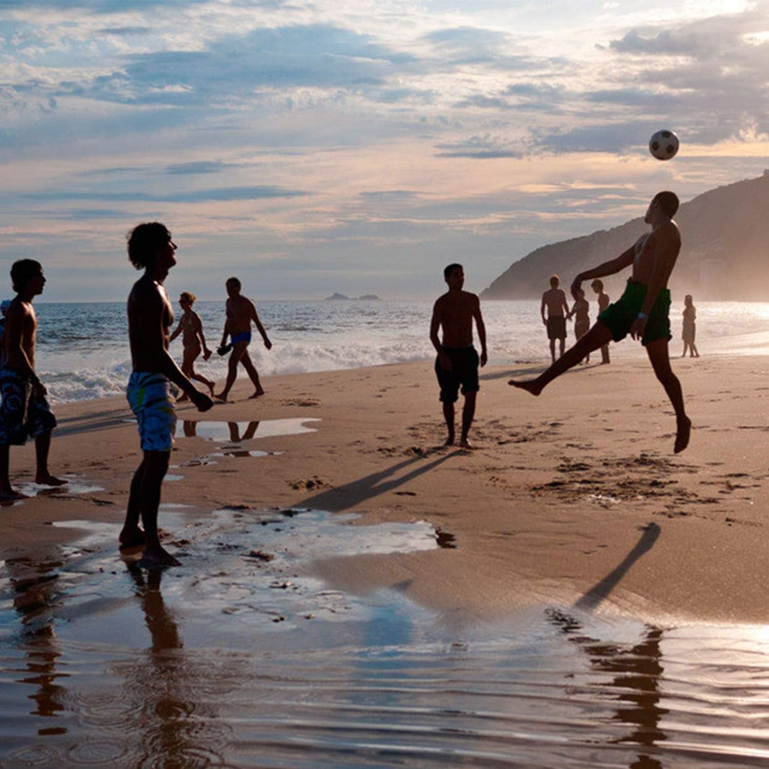 Traditional Soccer Balls Size 3 4 5 for Kids Youth Adults Indoor/Outdoor Backyard Park Play Games(Great Gift)