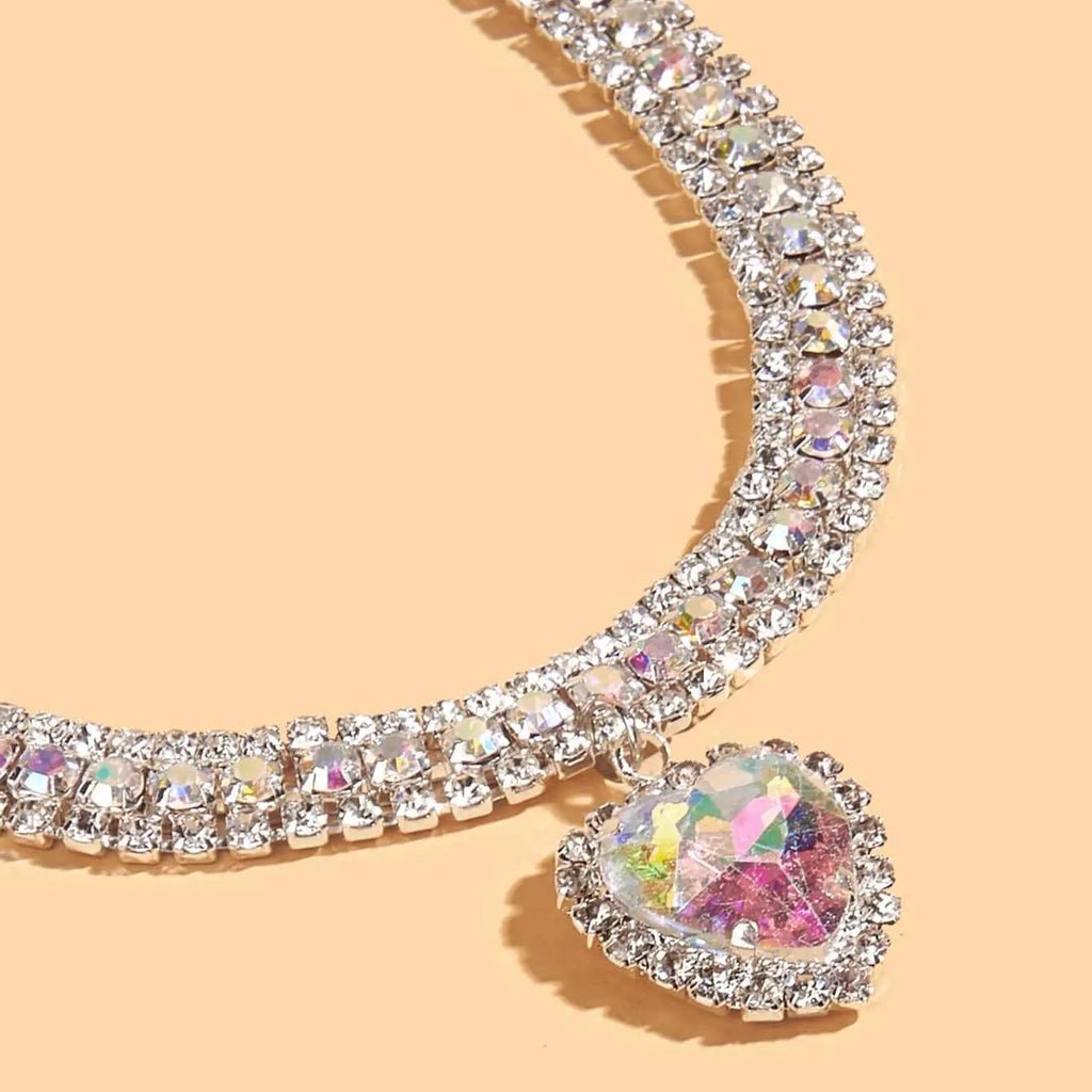 Heart-Shaped Artificial Diamond Pet Collar - Elegant Accessory for Cats and Dogs