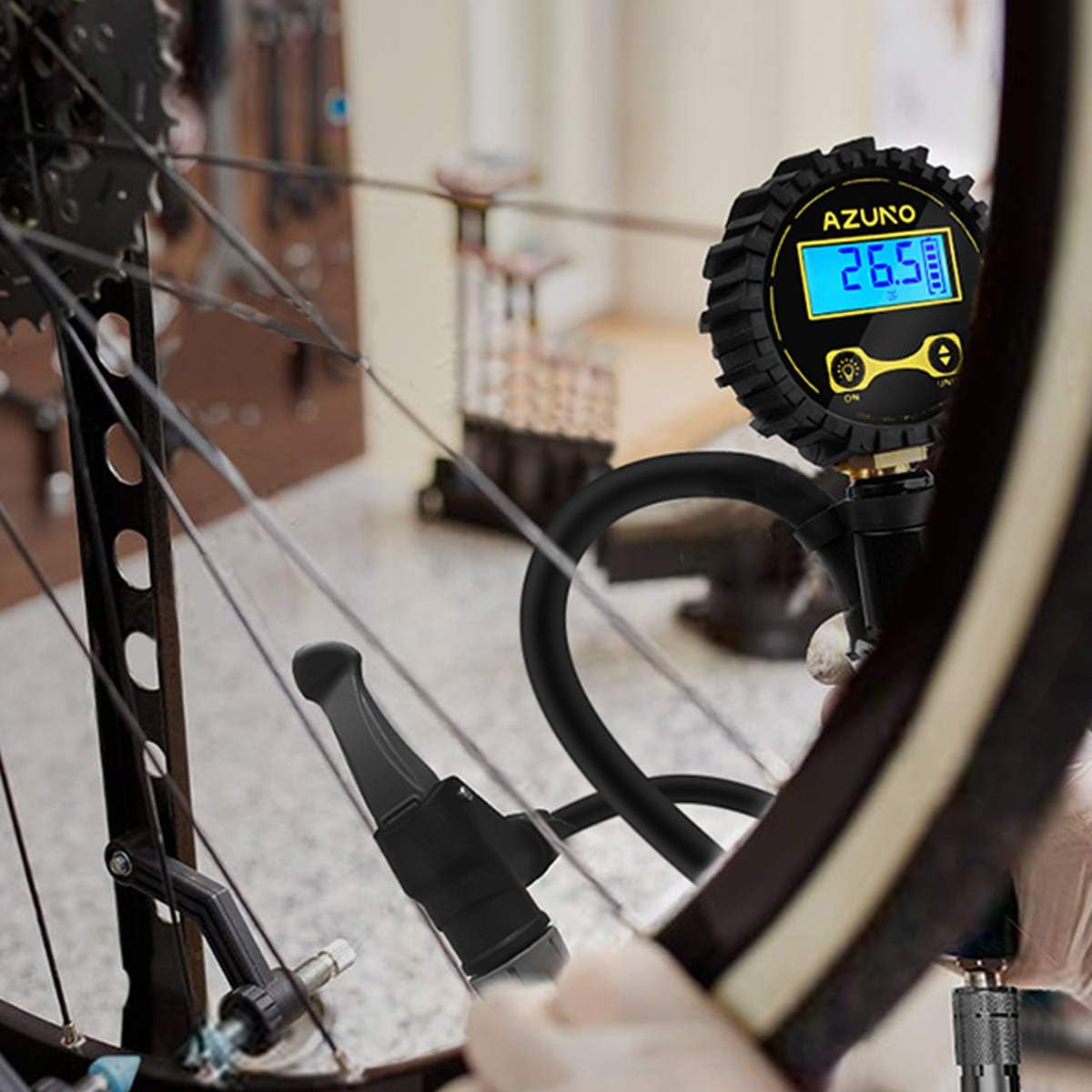 Bicycle Tire Inflator with Integrated Pressure Gauge for Presta and Schrader Valves
